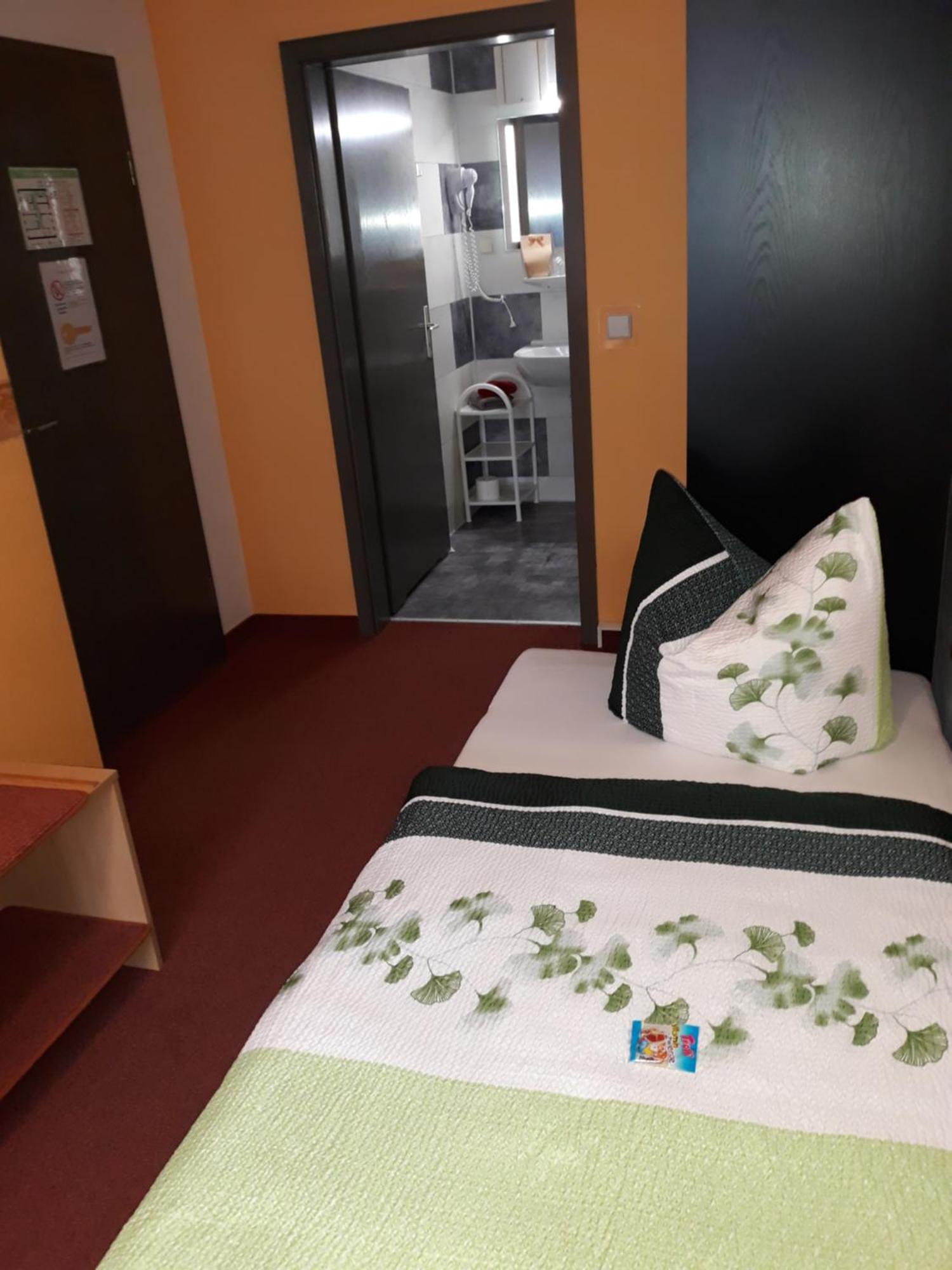 Pension Tiffany Chemnitz Extérieur photo
