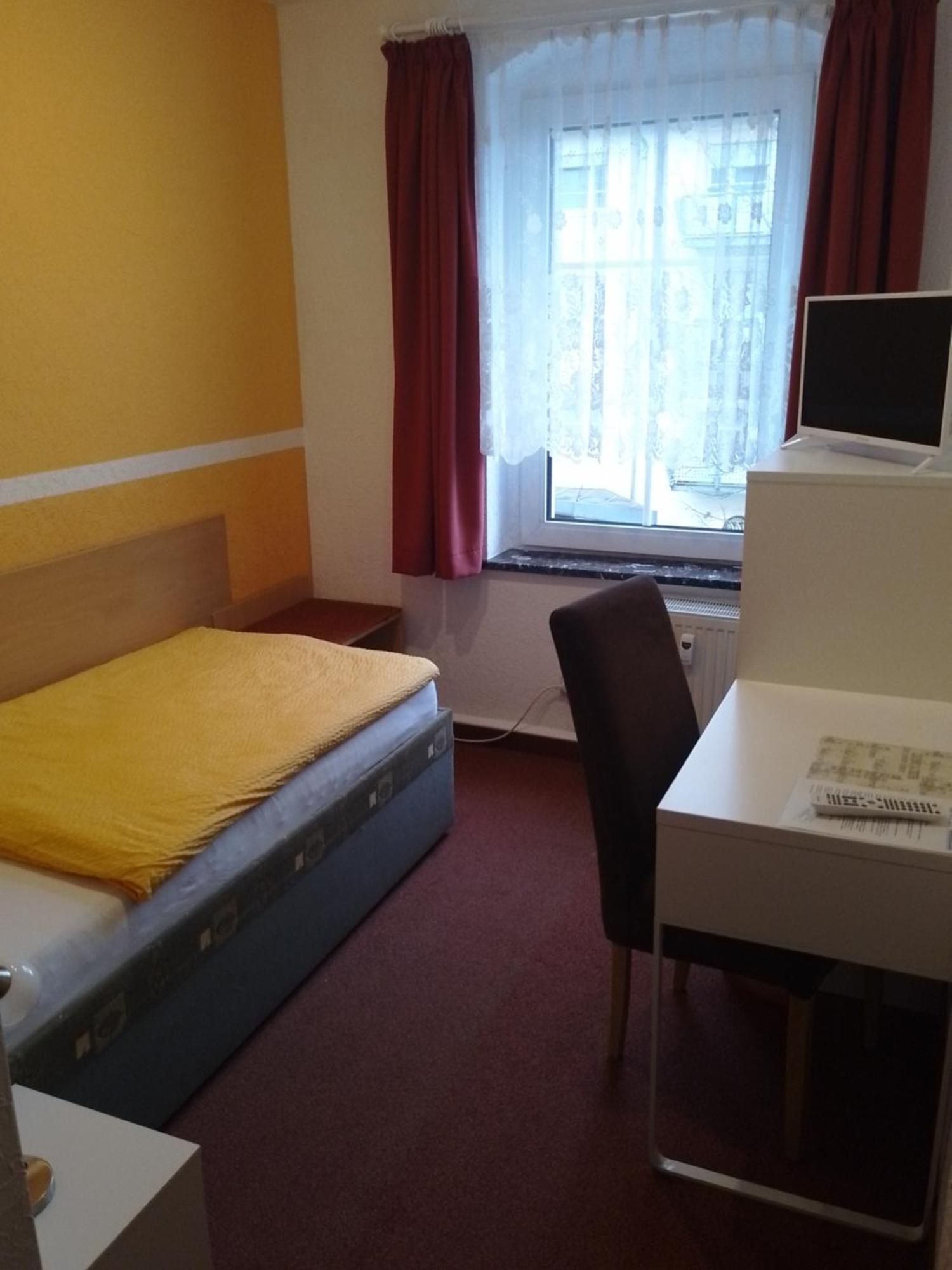 Pension Tiffany Chemnitz Extérieur photo